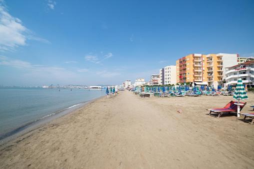 Vila M Vera Rooms With Kitchen And Apartments Durrës Eksteriør billede