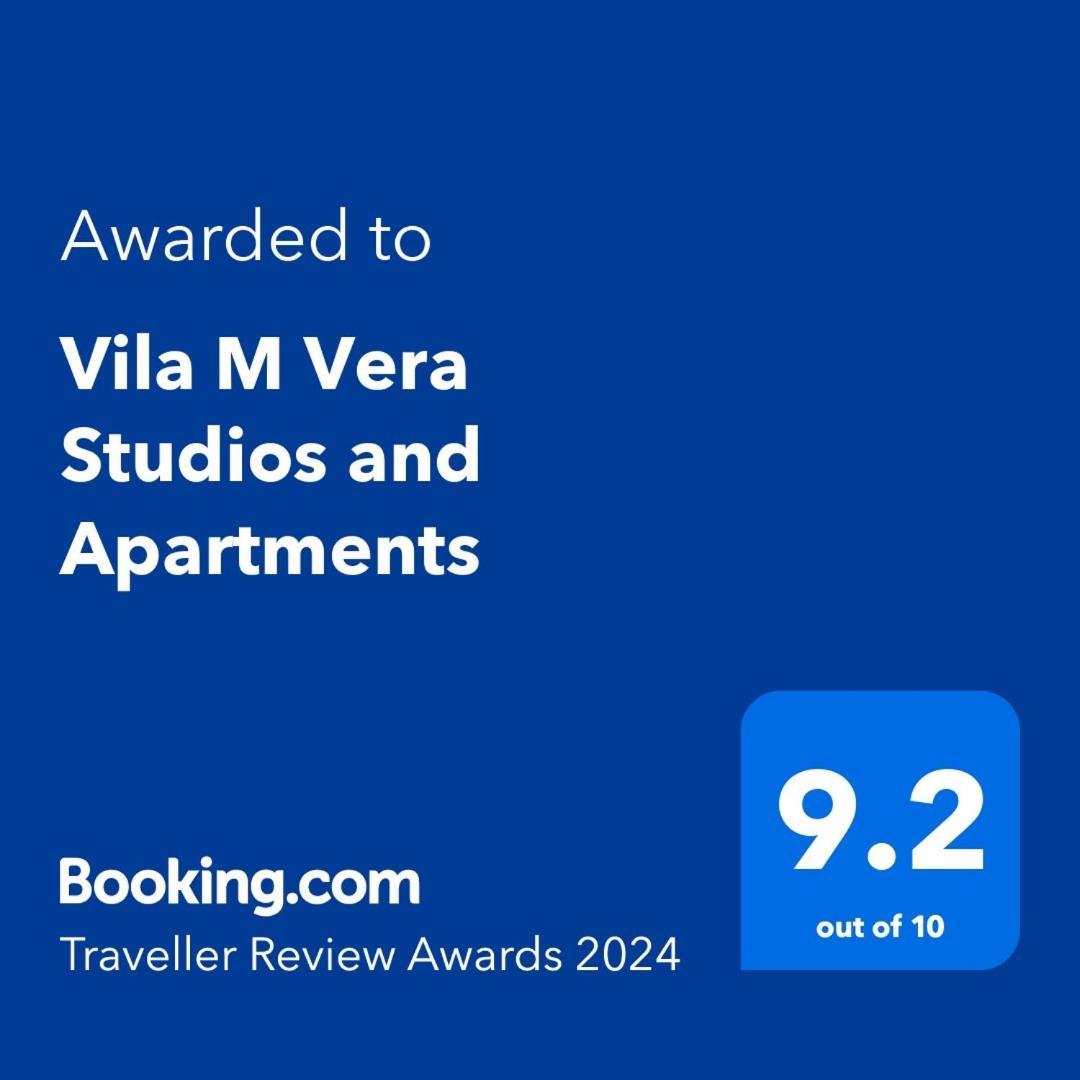 Vila M Vera Rooms With Kitchen And Apartments Durrës Eksteriør billede