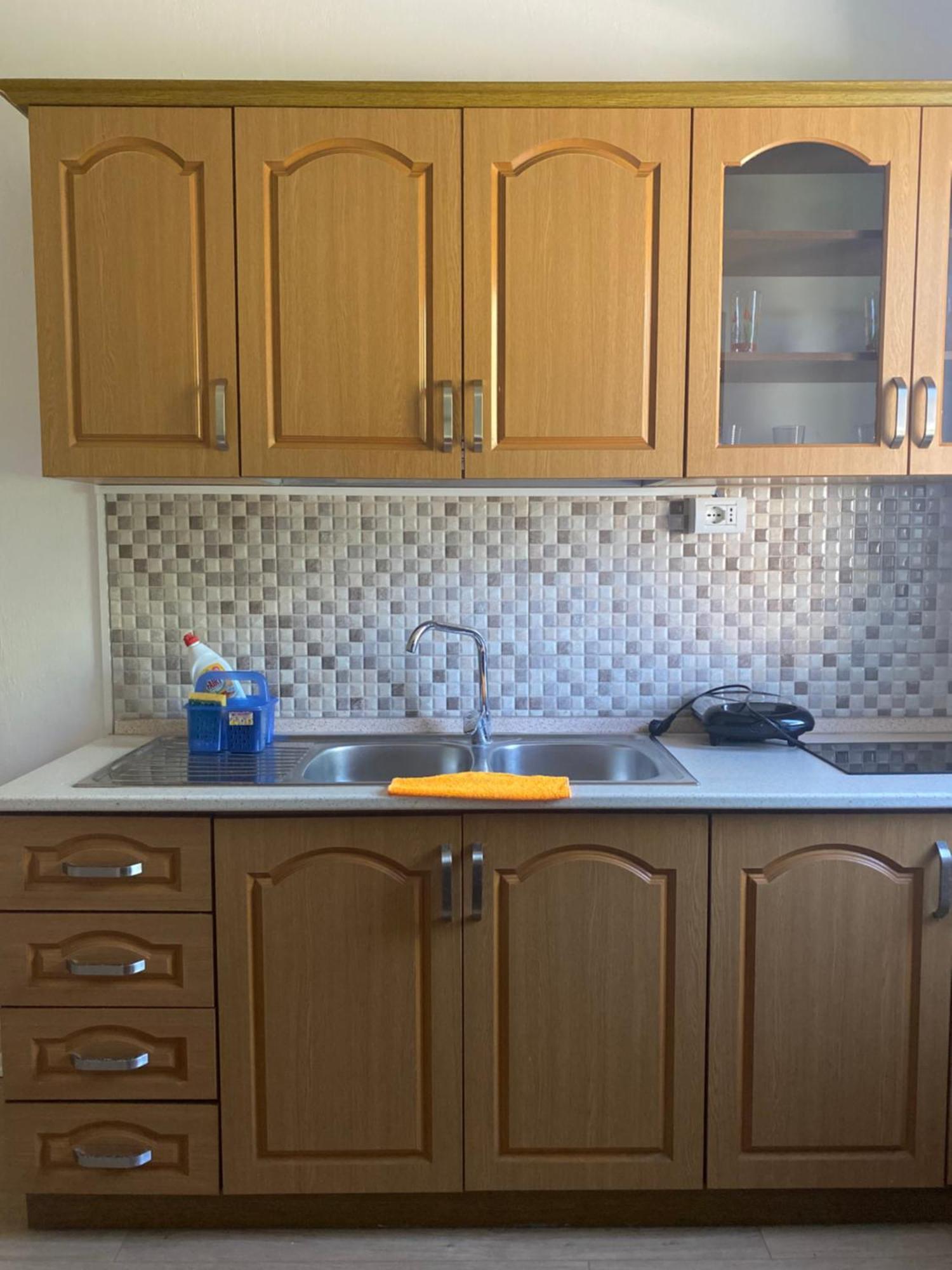 Vila M Vera Rooms With Kitchen And Apartments Durrës Eksteriør billede