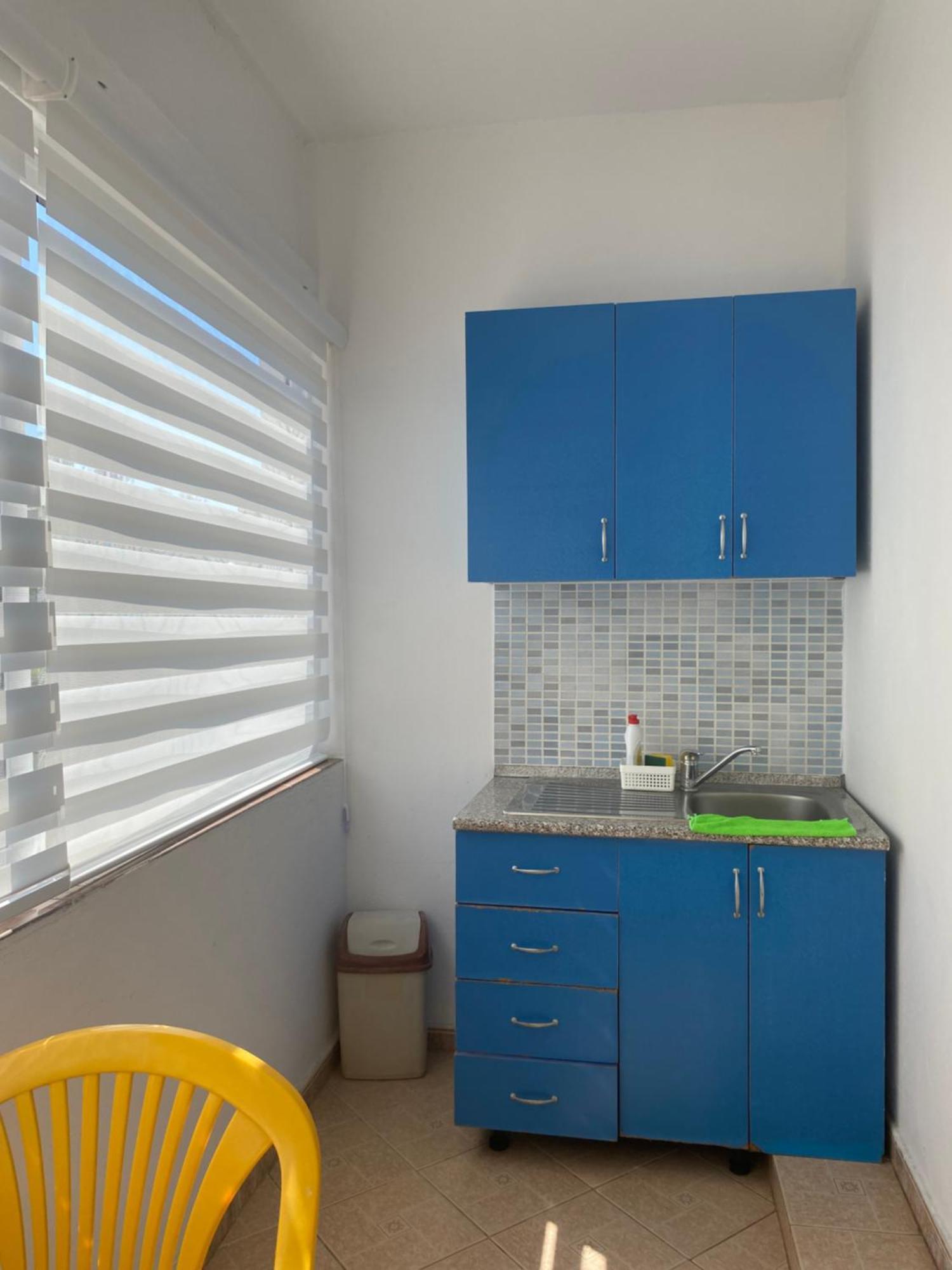 Vila M Vera Rooms With Kitchen And Apartments Durrës Eksteriør billede